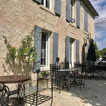Bed and Breakfast Le Relais D'Aulnay Aulnay  Exterior foto