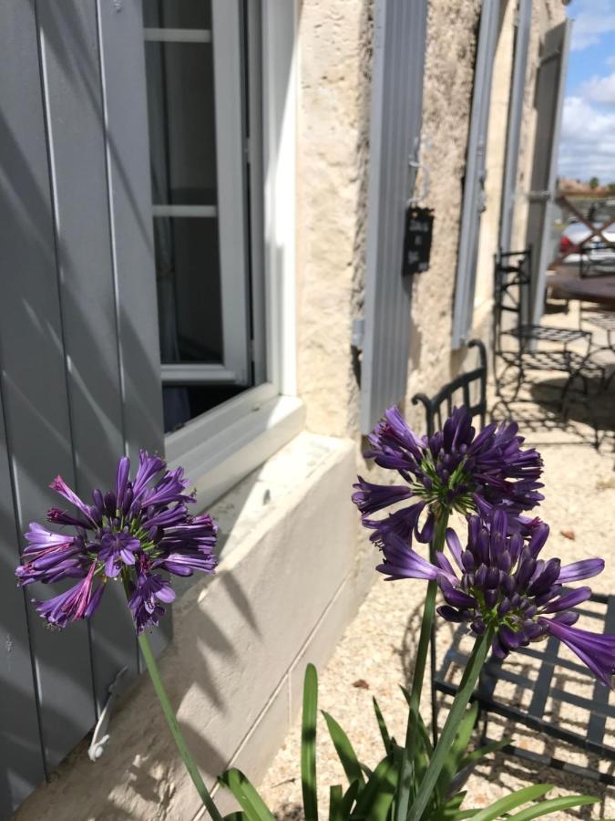 Bed and Breakfast Le Relais D'Aulnay Aulnay  Exterior foto